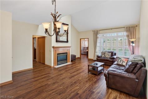 801 Gardenstone Circle Tallmadge OH 44278