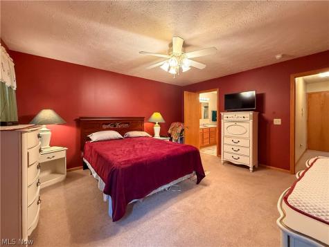 135 Pondview Circle Rittman OH 44270