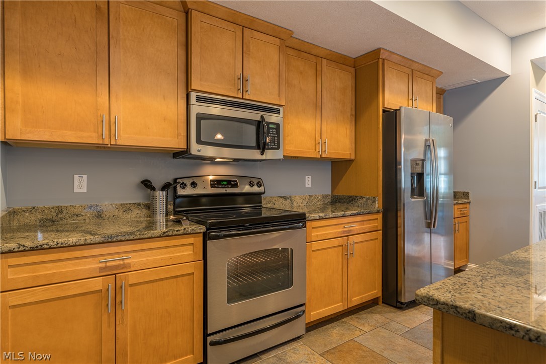2135 W 6th Street Cleveland OH 44113