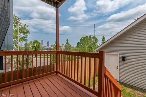 2135 W 6th Street Cleveland OH 44113