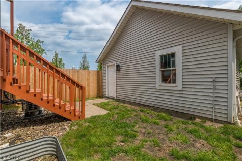 2135 W 6th Street Cleveland OH 44113