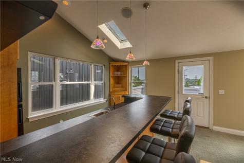 2135 W 6th Street Cleveland OH 44113