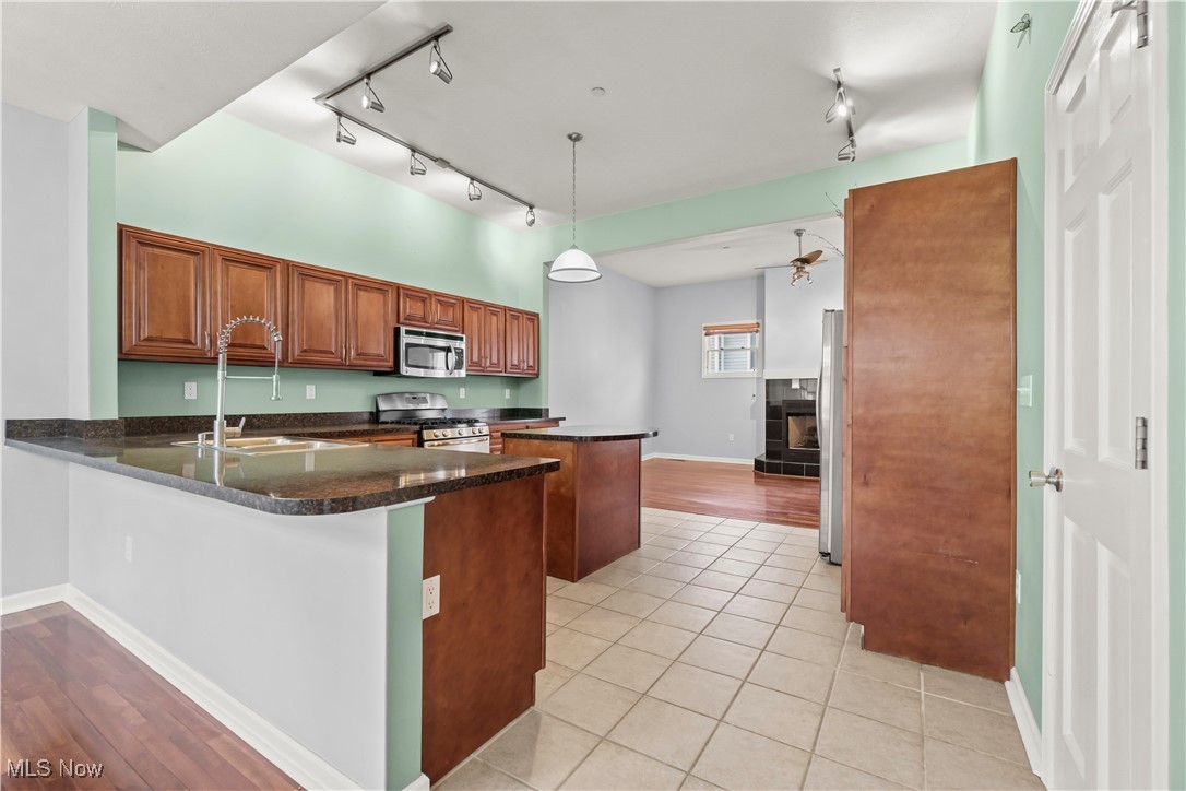 1338 W 54 Street Cleveland OH 44102