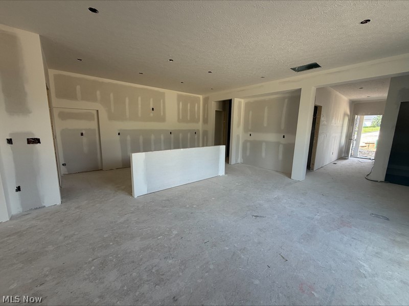 2073 Glenmont Drive Brunswick OH 44212