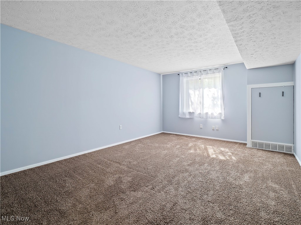 216 Moore Road Avon Lake OH 44012