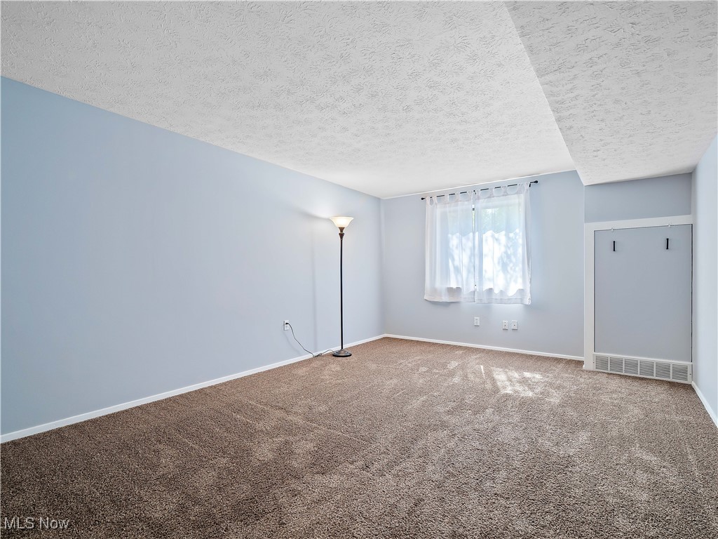 216 Moore Road Avon Lake OH 44012