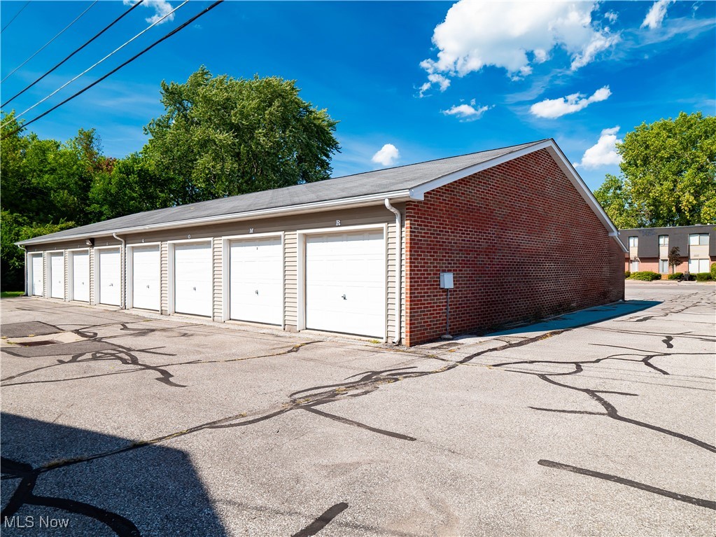 216 Moore Road Avon Lake OH 44012