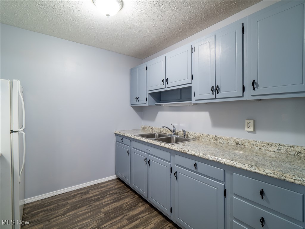 216 Moore Road Avon Lake OH 44012