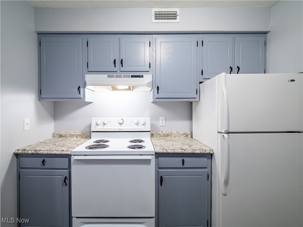 216 Moore Road Avon Lake OH 44012