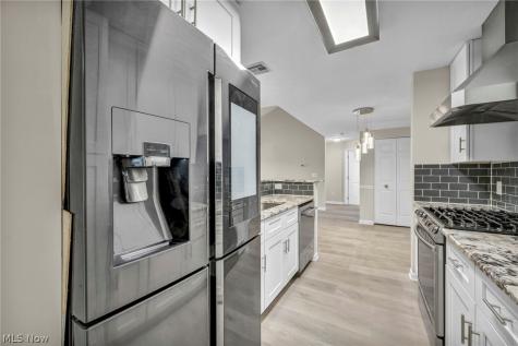 29832 Lenox Drive Westlake OH 44145