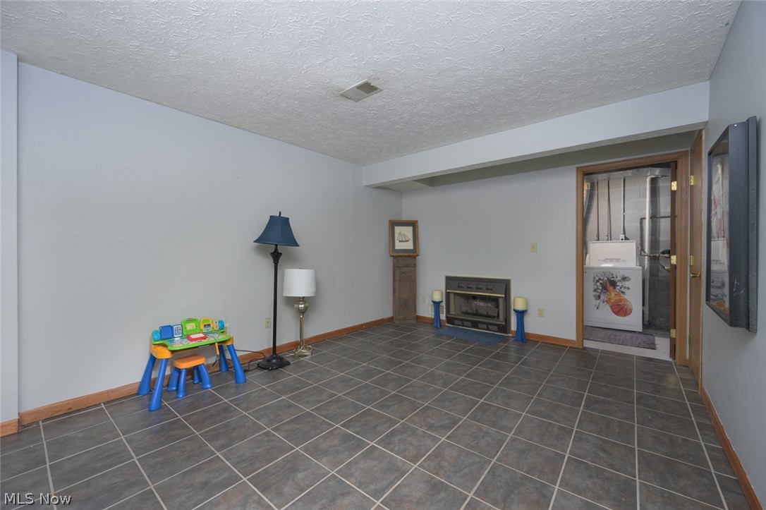 3204 Deer Trail Cortland OH 44410