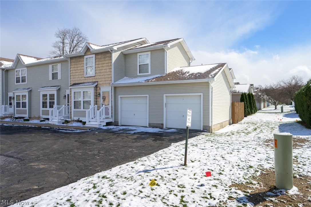 3204 Deer Trail Cortland OH 44410