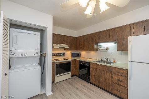 4179 Columbia Road North Olmsted OH 44070