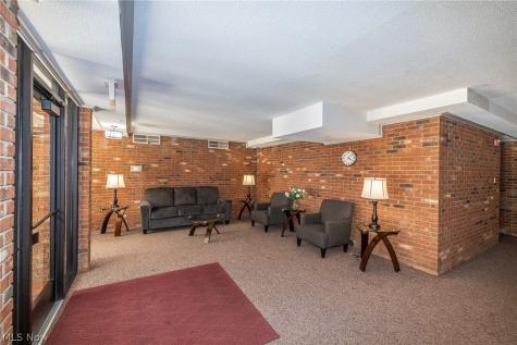 4179 Columbia Road North Olmsted OH 44070