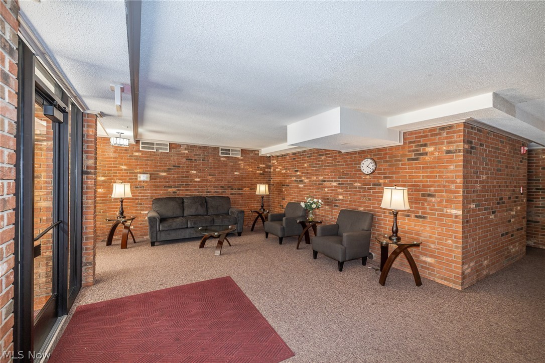 4179 Columbia Road North Olmsted OH 44070