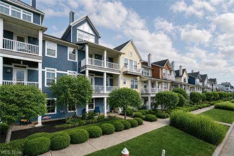 323 California Avenue Lorain OH 44052