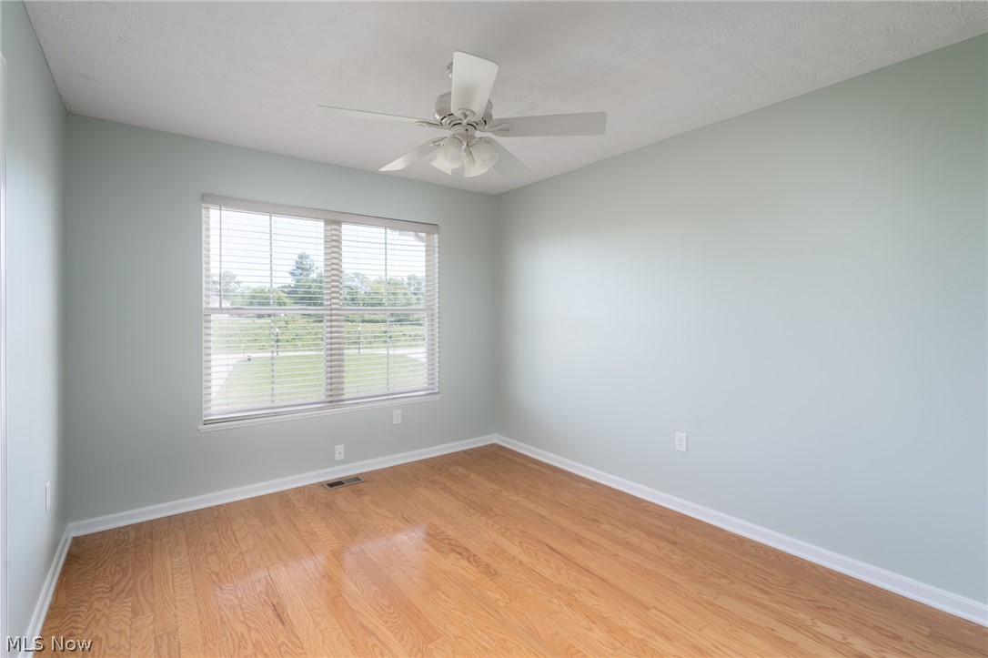 323 California Avenue Lorain OH 44052