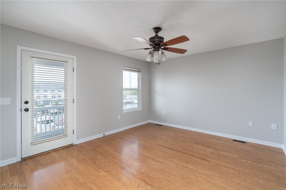 323 California Avenue Lorain OH 44052