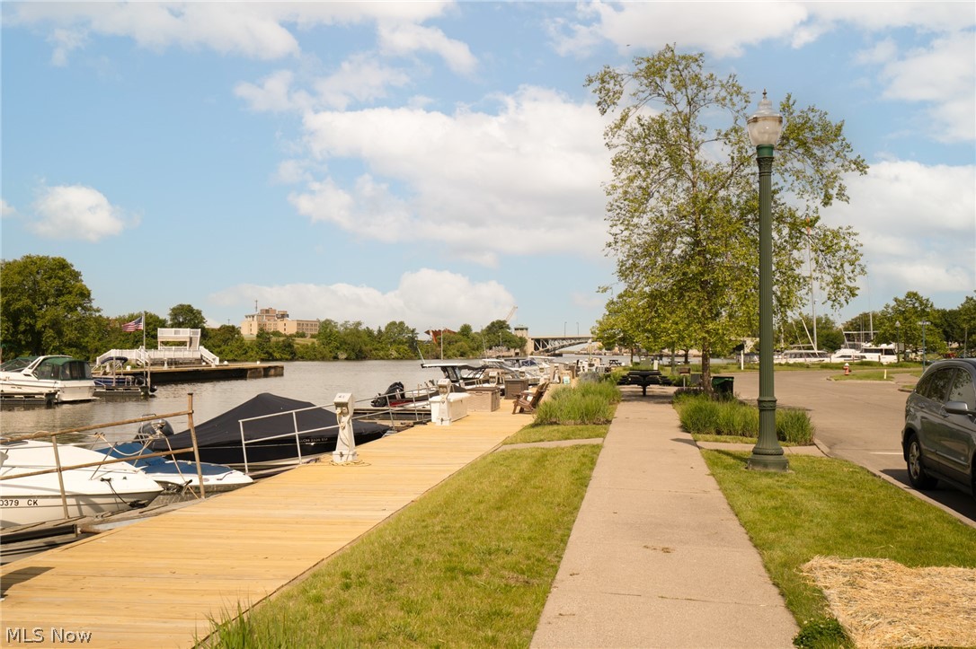 323 California Avenue Lorain OH 44052