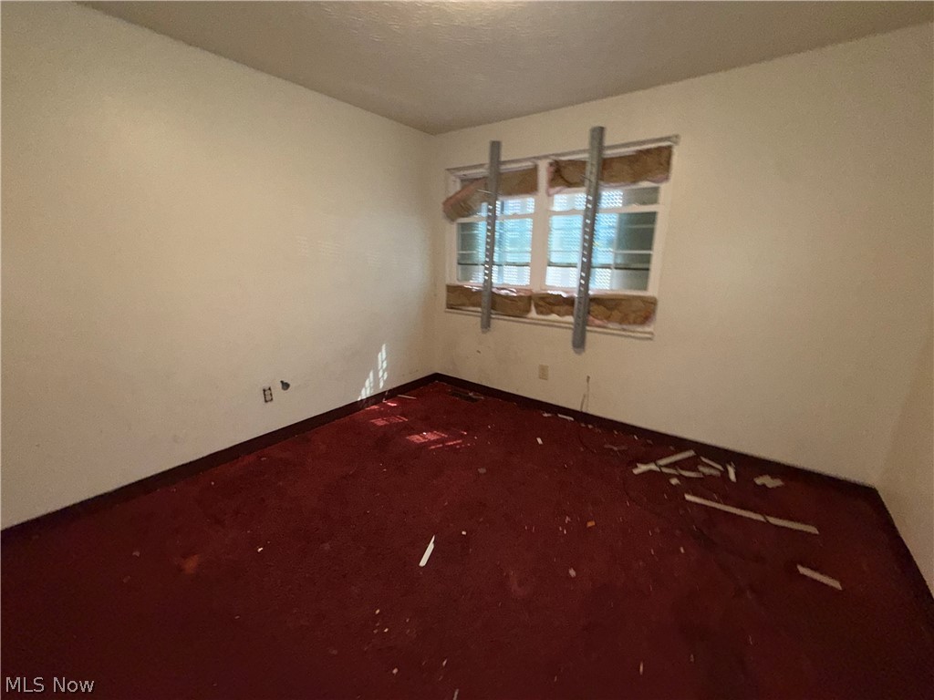 9337 Manor Avenue Cleveland OH 44104