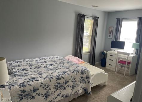 695 E Western Reserve Road Youngstown OH 44514