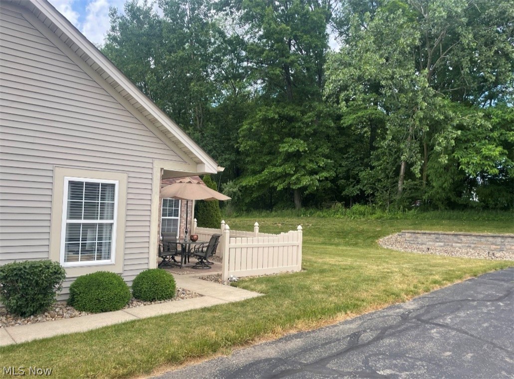 695 E Western Reserve Road Youngstown OH 44514