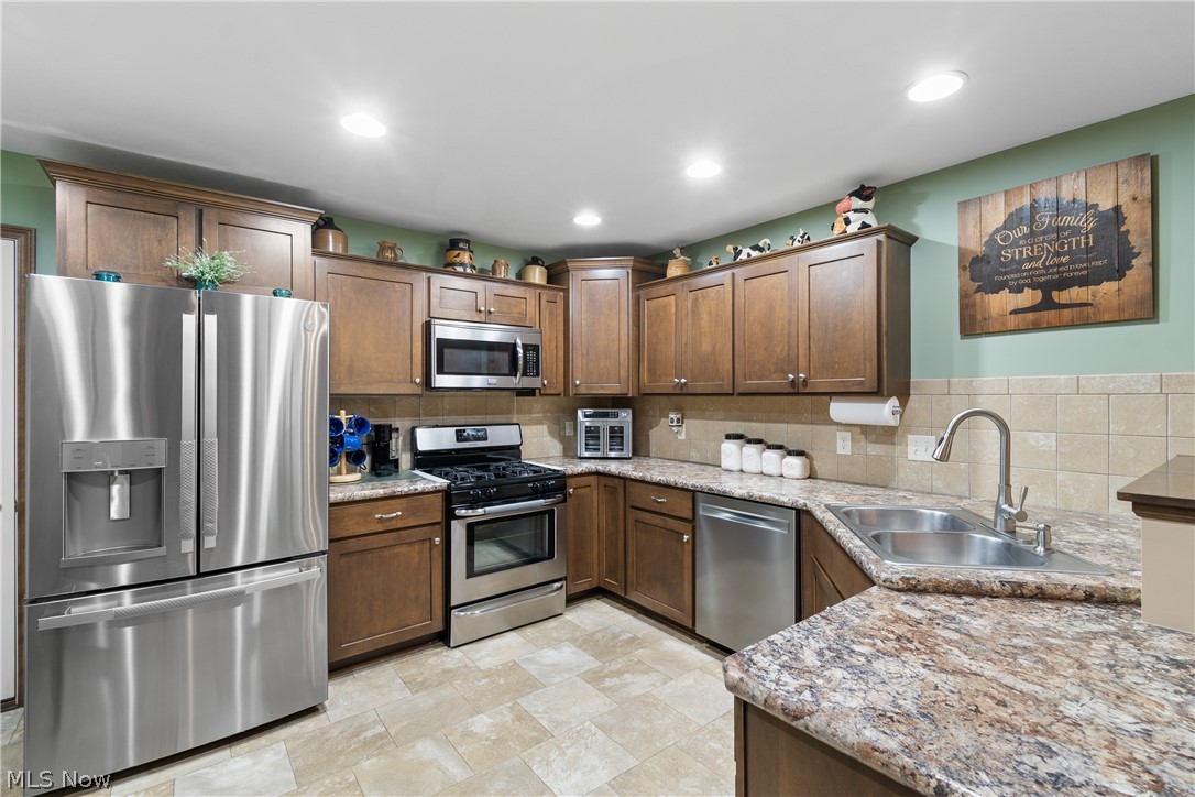 257 Woodbury Circle Dalton OH 44618