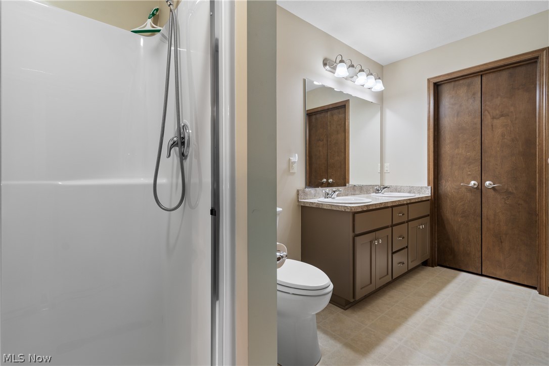 257 Woodbury Circle Dalton OH 44618