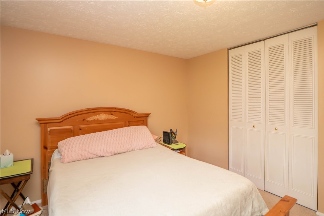 1744 Oak Trail Street NE Massillon OH 44646