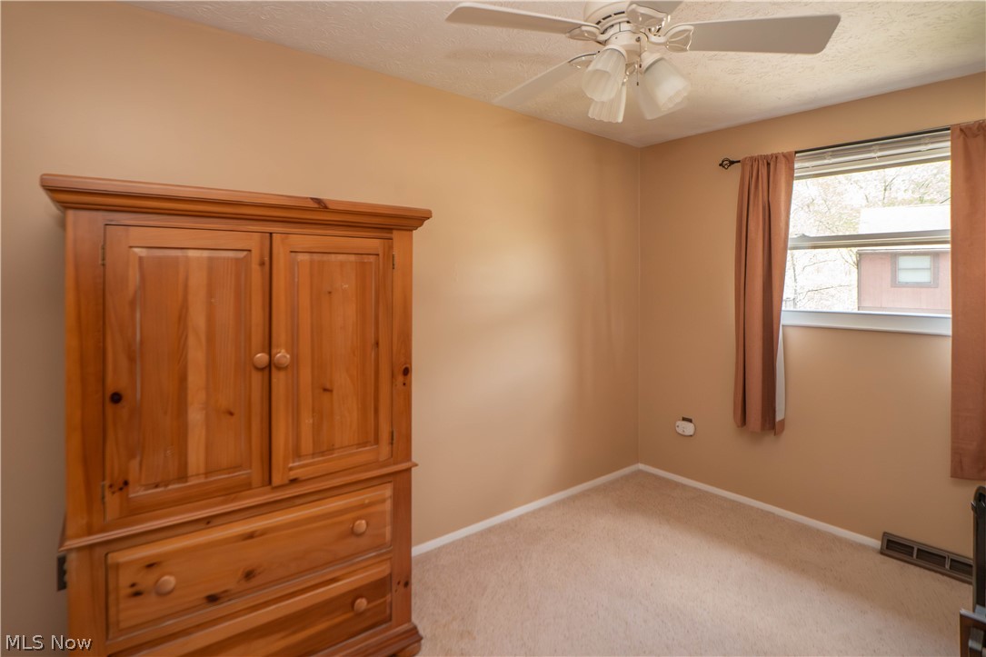 1744 Oak Trail Street NE Massillon OH 44646