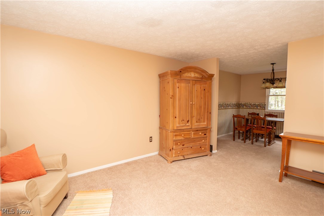 1744 Oak Trail Street NE Massillon OH 44646