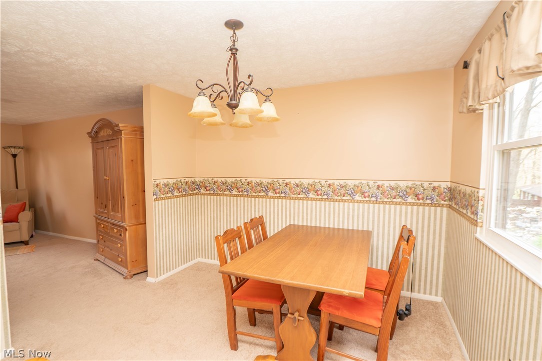1744 Oak Trail Street NE Massillon OH 44646