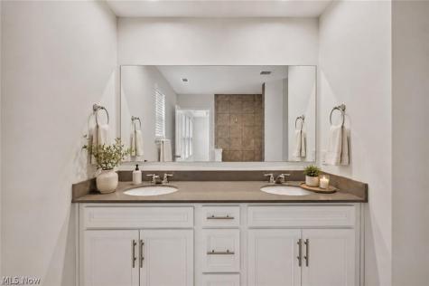 27661 Serviceberry Court Westlake OH 44145
