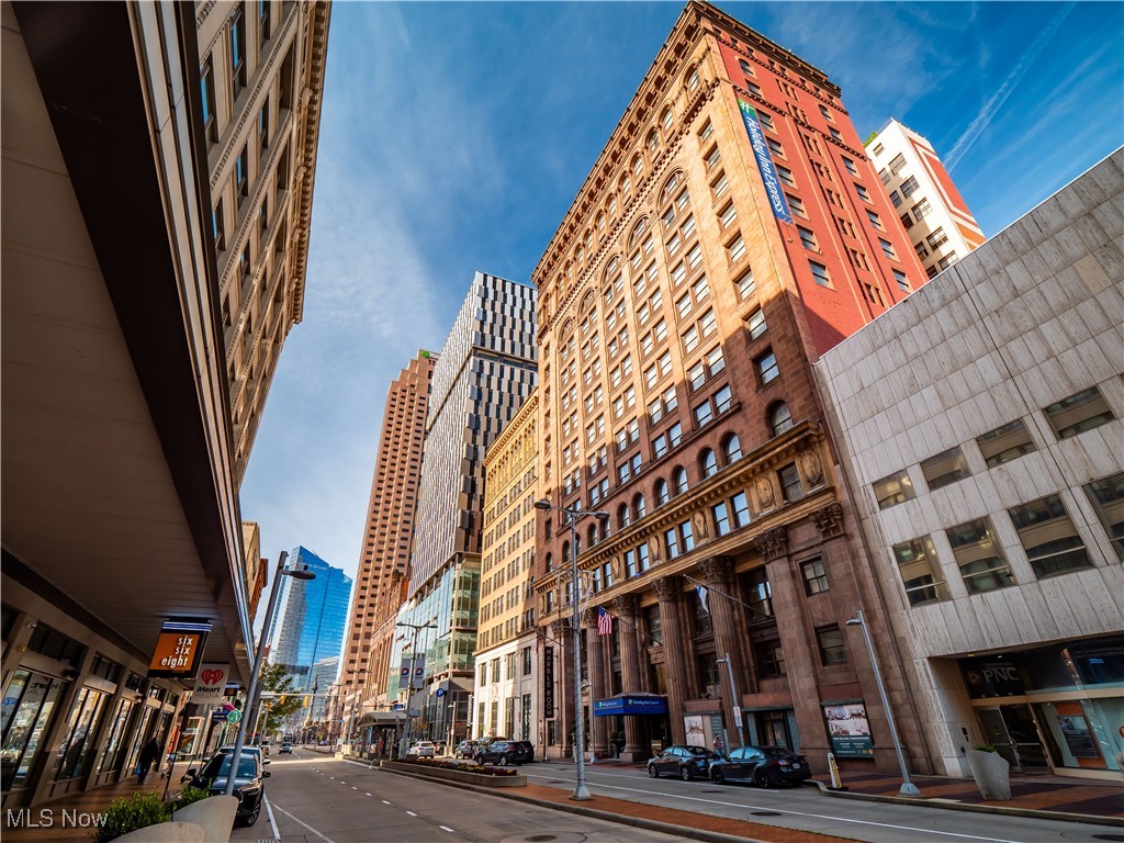 629 Euclid Avenue Cleveland OH 44114