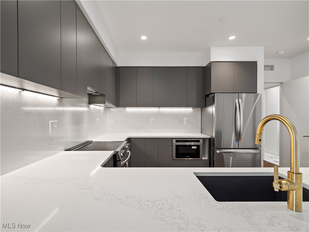 629 Euclid Avenue Cleveland OH 44114