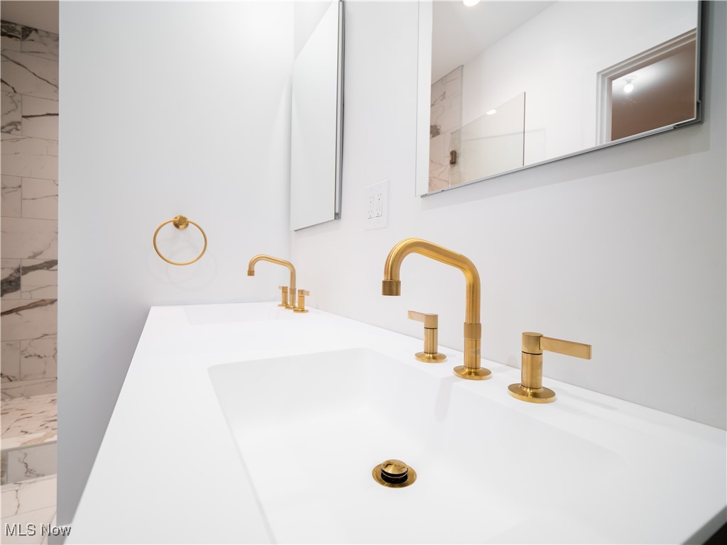 629 Euclid Avenue Cleveland OH 44114