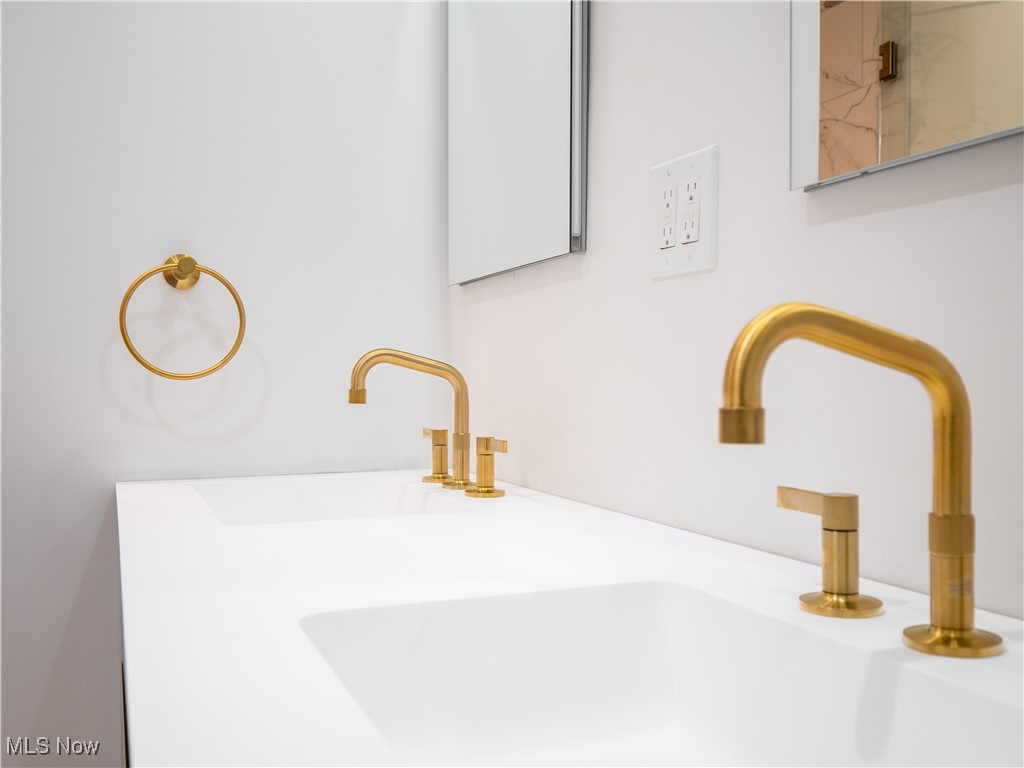 629 Euclid Avenue Cleveland OH 44114