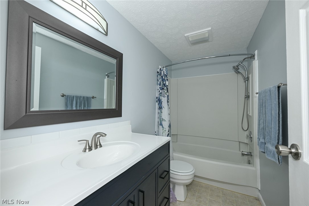 1033 Sunhaven Drive Medina OH 44256