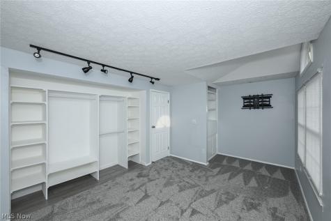 1033 Sunhaven Drive Medina OH 44256
