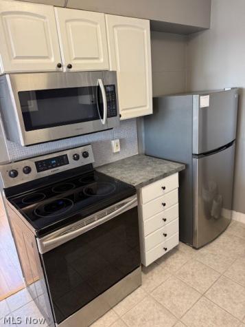 11850 Edgewater Drive Lakewood OH 44107
