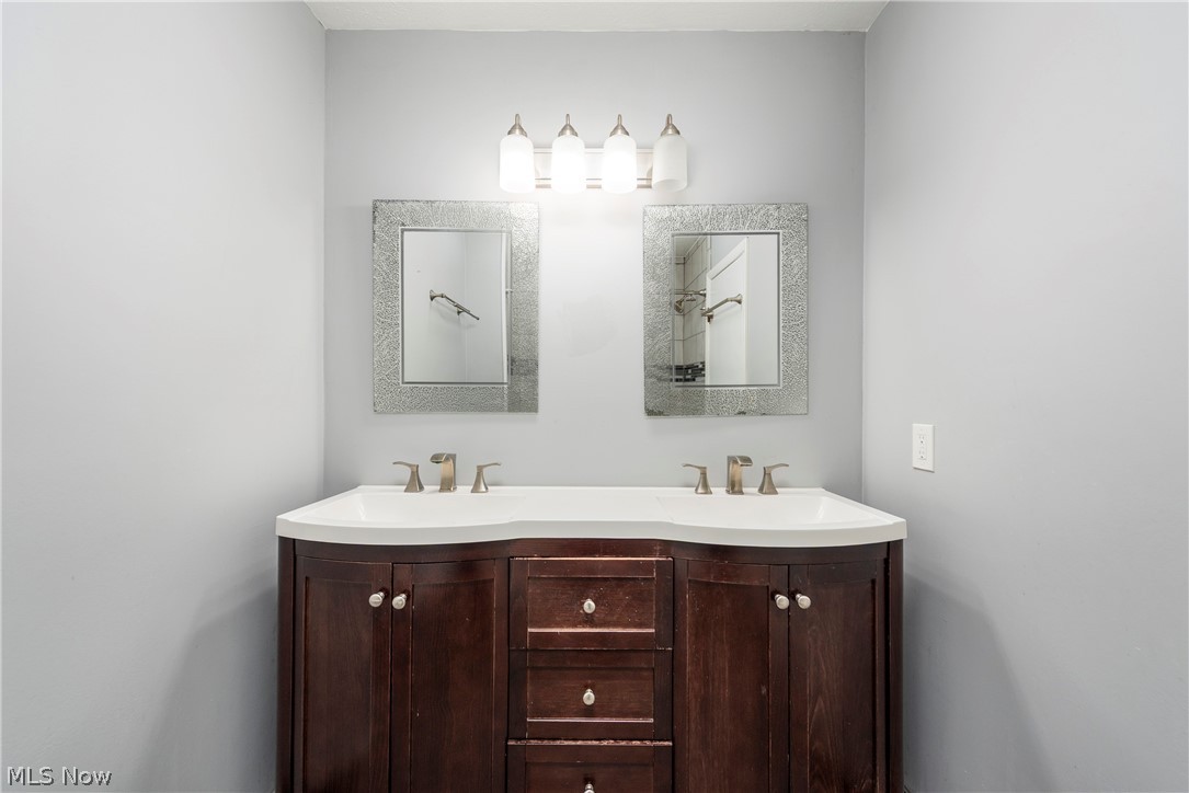 10055 Independence Drive North Royalton OH 44133