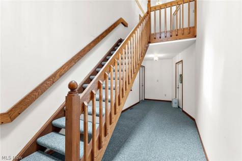 1338 Fox Run Drive Youngstown OH 44512