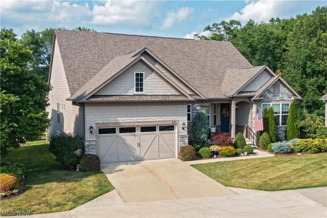 609 Burgess Circle Aurora OH 44202