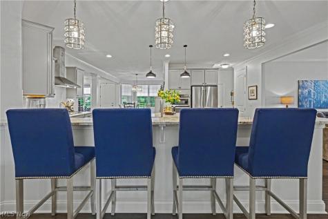 609 Burgess Circle Aurora OH 44202
