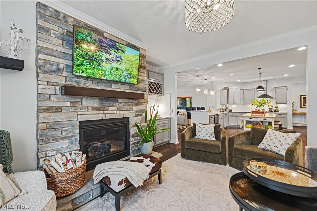 609 Burgess Circle Aurora OH 44202