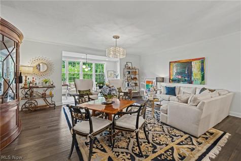 609 Burgess Circle Aurora OH 44202