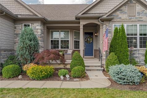 609 Burgess Circle Aurora OH 44202