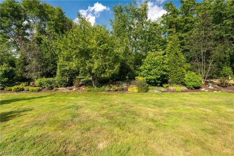 609 Burgess Circle Aurora OH 44202