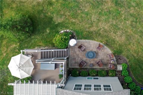 609 Burgess Circle Aurora OH 44202