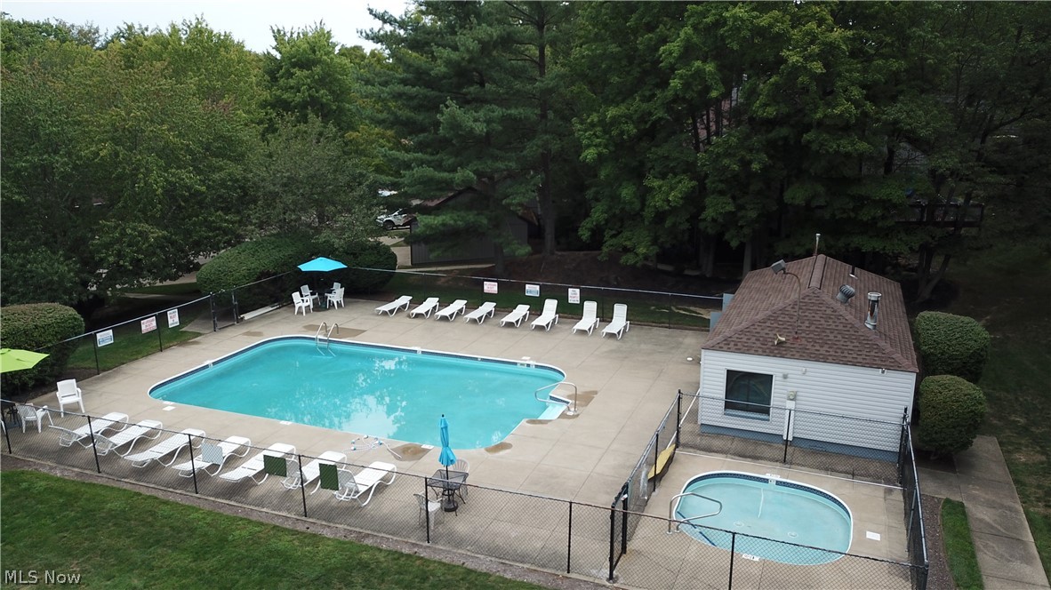 520 Meredith Lane Cuyahoga Falls OH 44223
